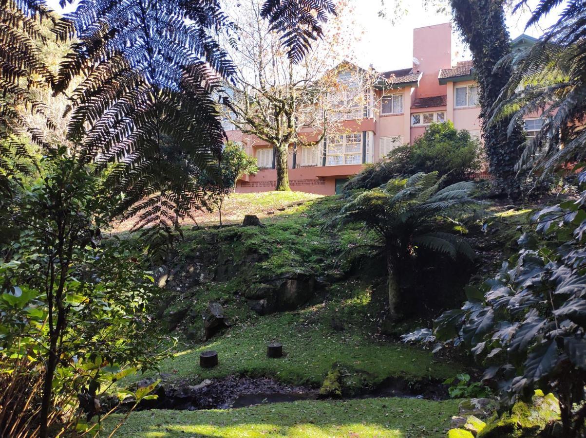 Agradável Apt 2Quartos para família próx ao Lago Negro - 4 min do centro- com churrasqueira Gramado Exterior foto